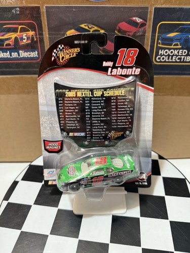 BOBBY LABONTE #18 INTERSTATE BATTERIES 1/64 DIECAST WINNER'S CIRCLE W/ MAGNET - Picture 1 of 5