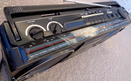 SANYO M9709 AM/FM CASSETTE STEREO BOOMBOX USED TESTED WORKING 80S - Picture 4 of 4