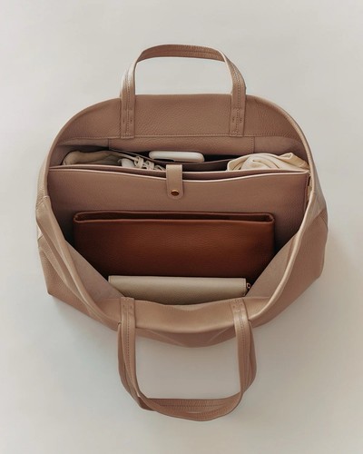 Cuyana Small Easy Tote in Cappuccino - NWT - Picture 3 of 20