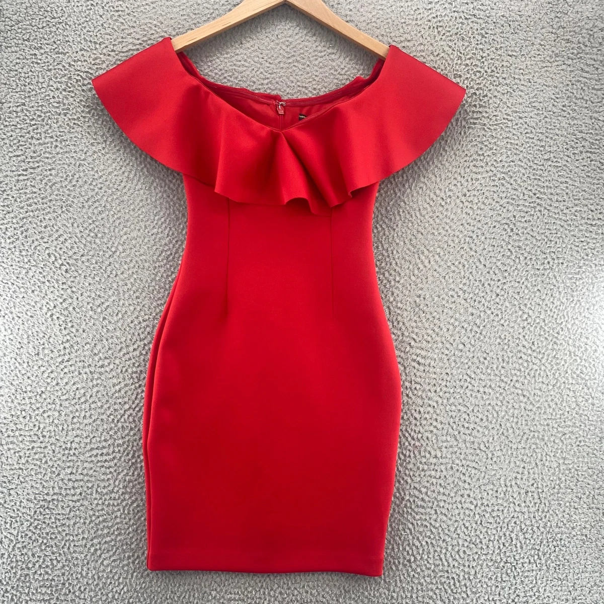 guess red bodycon dress Guess Red Sequin Dress Small Sleeveless Mini Bodycon Sparkly Party Clubwear Sz S