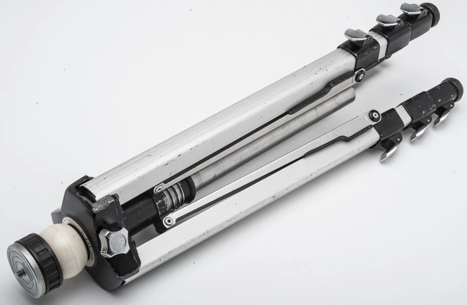 Velbon AEF-3 AEF3 AEF 3 Dreibeinstativ tripod groß in Silber Schwarz universal  - Bild 2 von 4