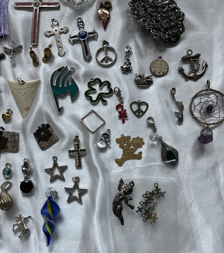 Lot of 100 Necklace Pendants Charms Only for Crafts Jewelry Making - Picture 6 of 9