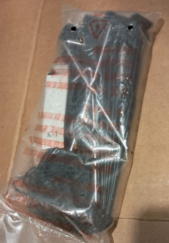 KIT DE 4 ESTACAS PARA CARPA PLÁSTICO UG28