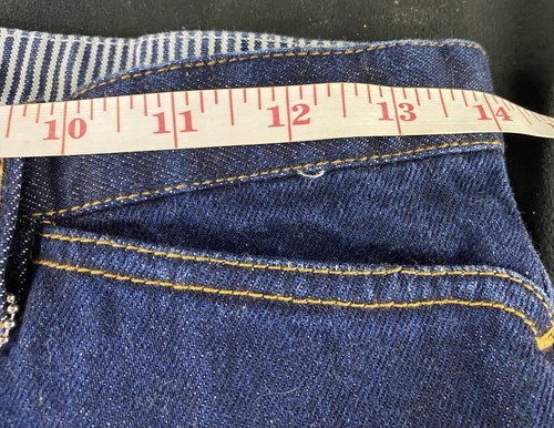 Tommy Hilfiger Flair Leg Womens size 6 Tall Medium Wash Blue Denim Jeans Emblems - Picture 4 of 8