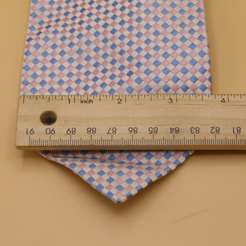Corbata cuello Roundtree and Yorke 57 pulgadas x 3,75 pulgadas diamante rosa geométrico 100 % seda EE. UU. - Imagen 2 de 6