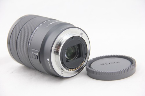 SONY E 18-135mm F3.5-5.6 OSS Lens w/ Hood (SEL18135) -Excellent Condition - Picture 4 of 4