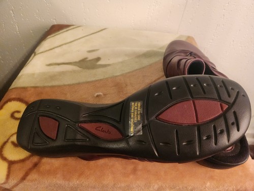 Clarks Artisan Womens sz 11M Brown Leather Slip On Clogs Mules Shoes NEW - Picture 6 of 8