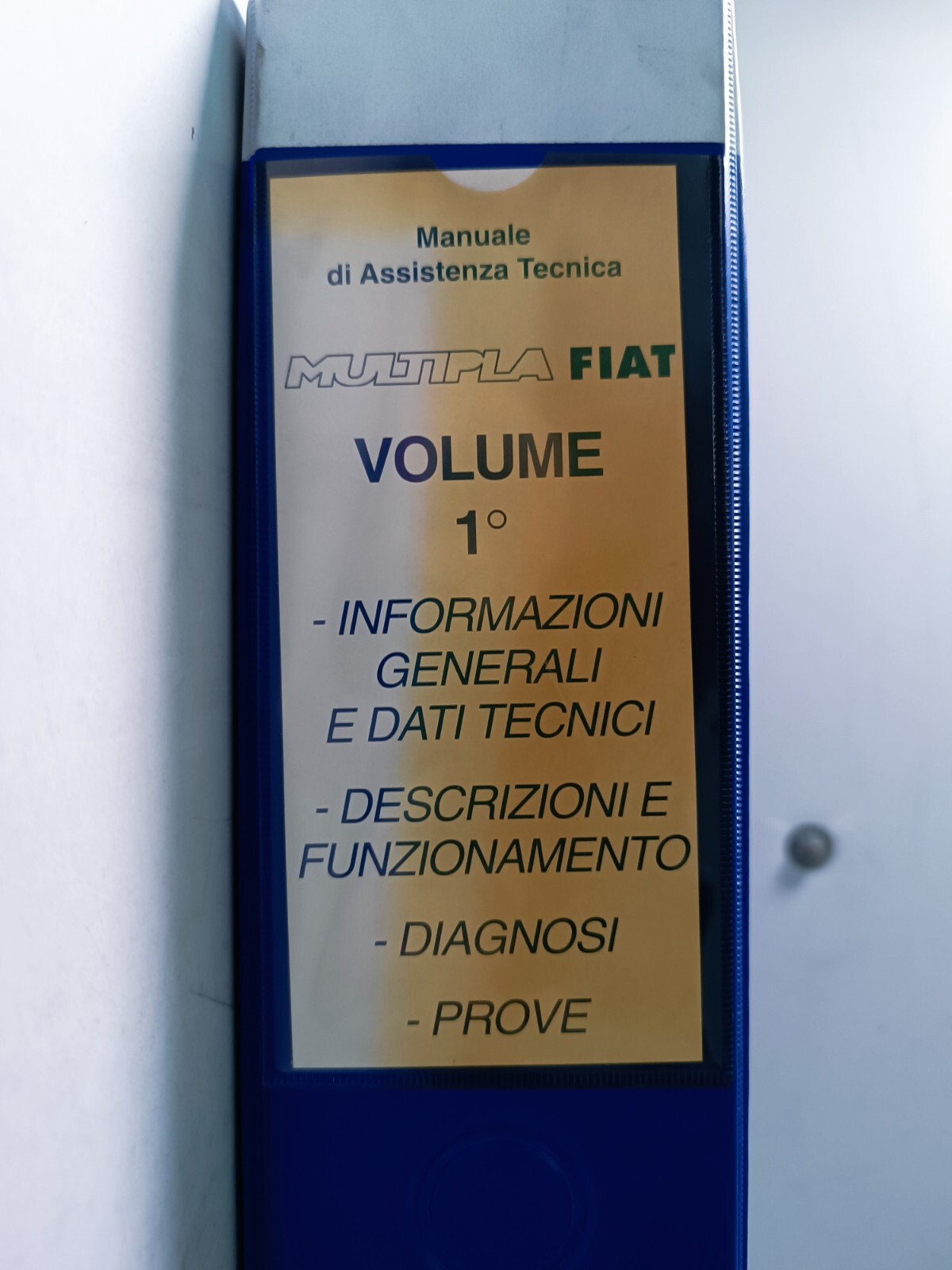 Foto 2 di 24