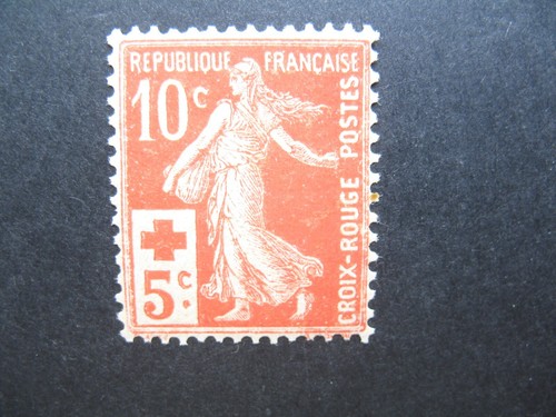 France croix rouge 1914 n° 147 et 147a    neuf ** C: 230 € voir scan - Imagen 2 de 4
