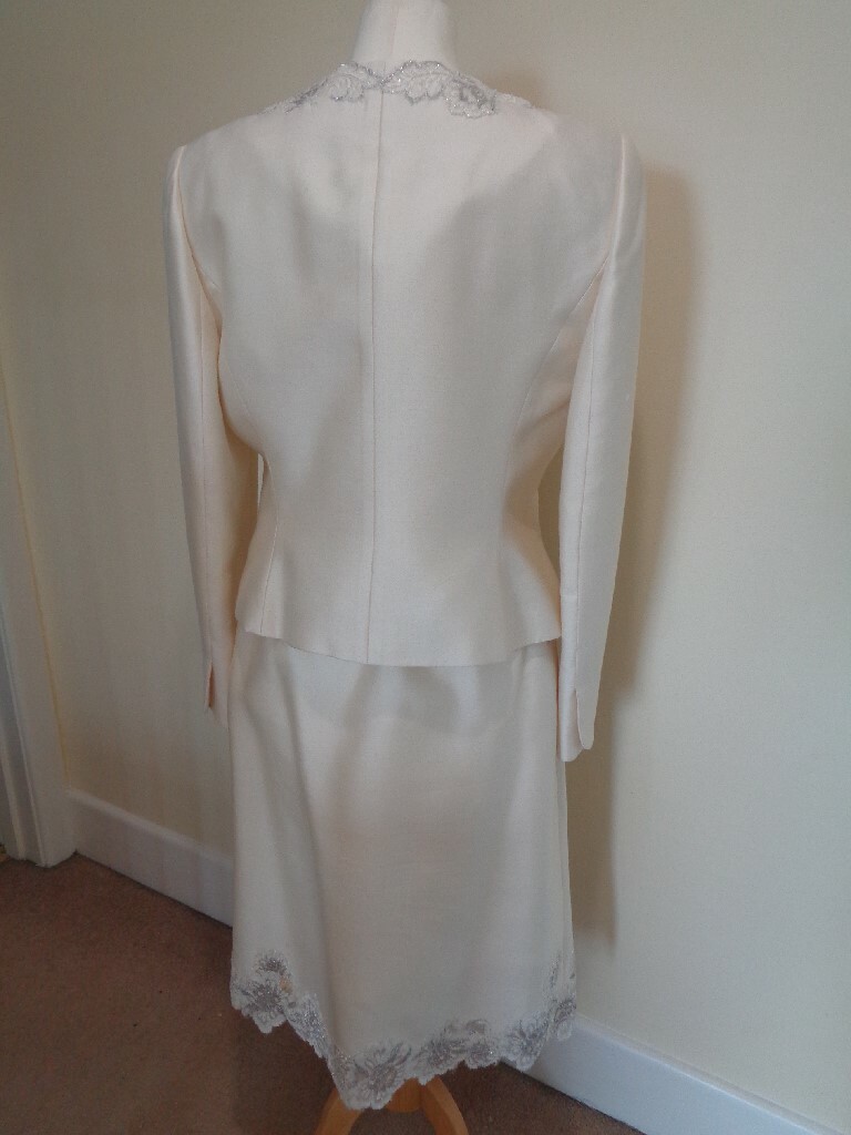 ALBERT NIPON CREAM WOOL AND SILK 3 PIECE SKIRT SU… - image 9