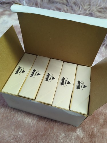 LOT of 10- VISHAY DALE 100 piece boxes of RN55D2003F TYPE CMF-55 DALE - Picture 4 of 6