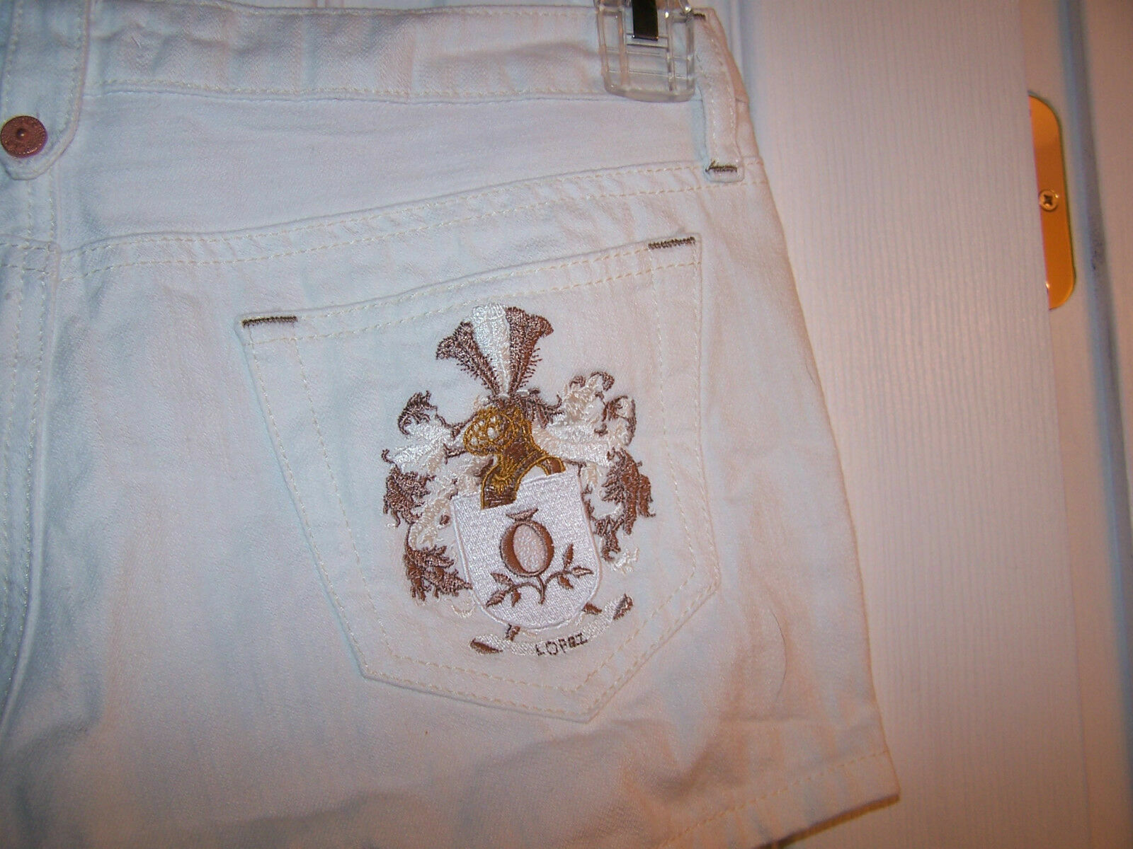 Picture 4 of 7
