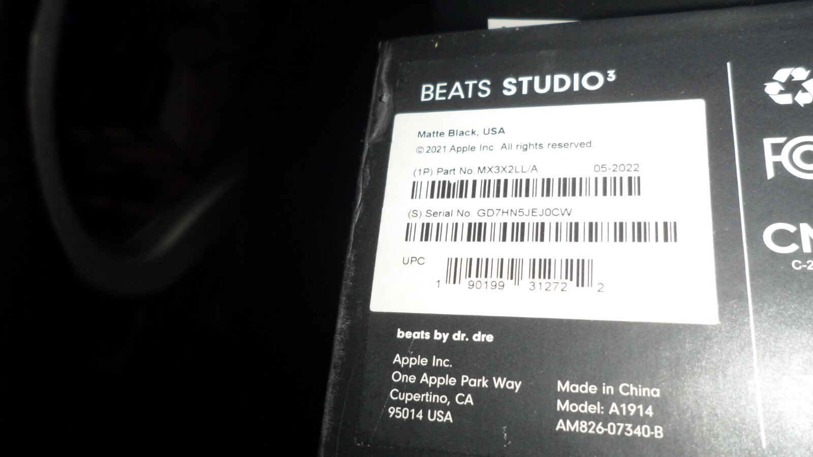 Beats Studio3 Wireless Noise Cancelling Over-Ear Headphones - Matte Black / OPEN - Picture 11 of 11