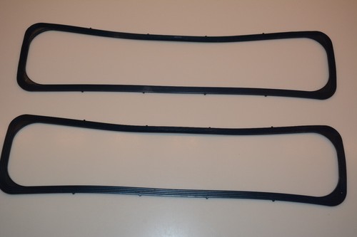 Small Block Chevy Center Bolt Valve Cover Rubber Gaskets SBC 305 350 5.0L 5.7L - Bild 1 von 3