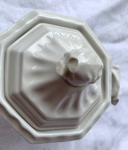Red Cliff Ironstone Grape Octagonal Tureen Covered Sauce Gravy Bowl Mustard Sm - Picture 9 of 15