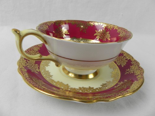 Taza de té y platillo Paragon Bone China England flor medallón oro rojo borgoña - Imagen 1 de 14