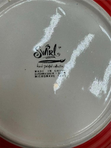 6) TABLETOPS UNLIMITED SWIRL DINNER PLATES RED VGC - Picture 3 of 4