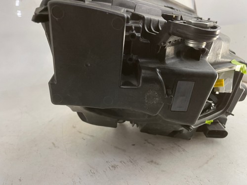 OEM| 2020-2022 Mercedes-Benz GLC300 LED Headlight (Left,Driver) - Picture 6 of 10
