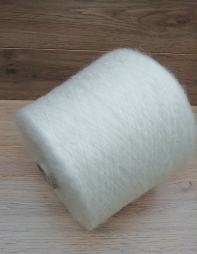 Kidmohair luxury yarn on cone Milk white Machine knitting Weaving 800g/28.2oz - Picture 2 of 9