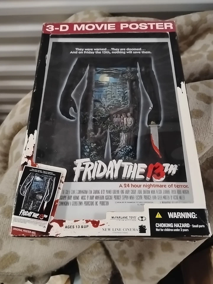 Póster de la película McFarlane Toys Friday The 13th 2006 en 3D nuevo en caja 8 1/2 x 12 3/4 Foto 2 de 4
