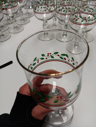 Vintage 1986 Libby’s Arby’s Weihnachten Stechpalme & Beeren Weingläser 8er Set - Bild 3 von 9