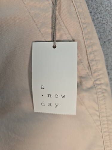 A New Day Stretch Elastizado Women's Chino Shorts Beige Size 12 - Picture 3 of 7