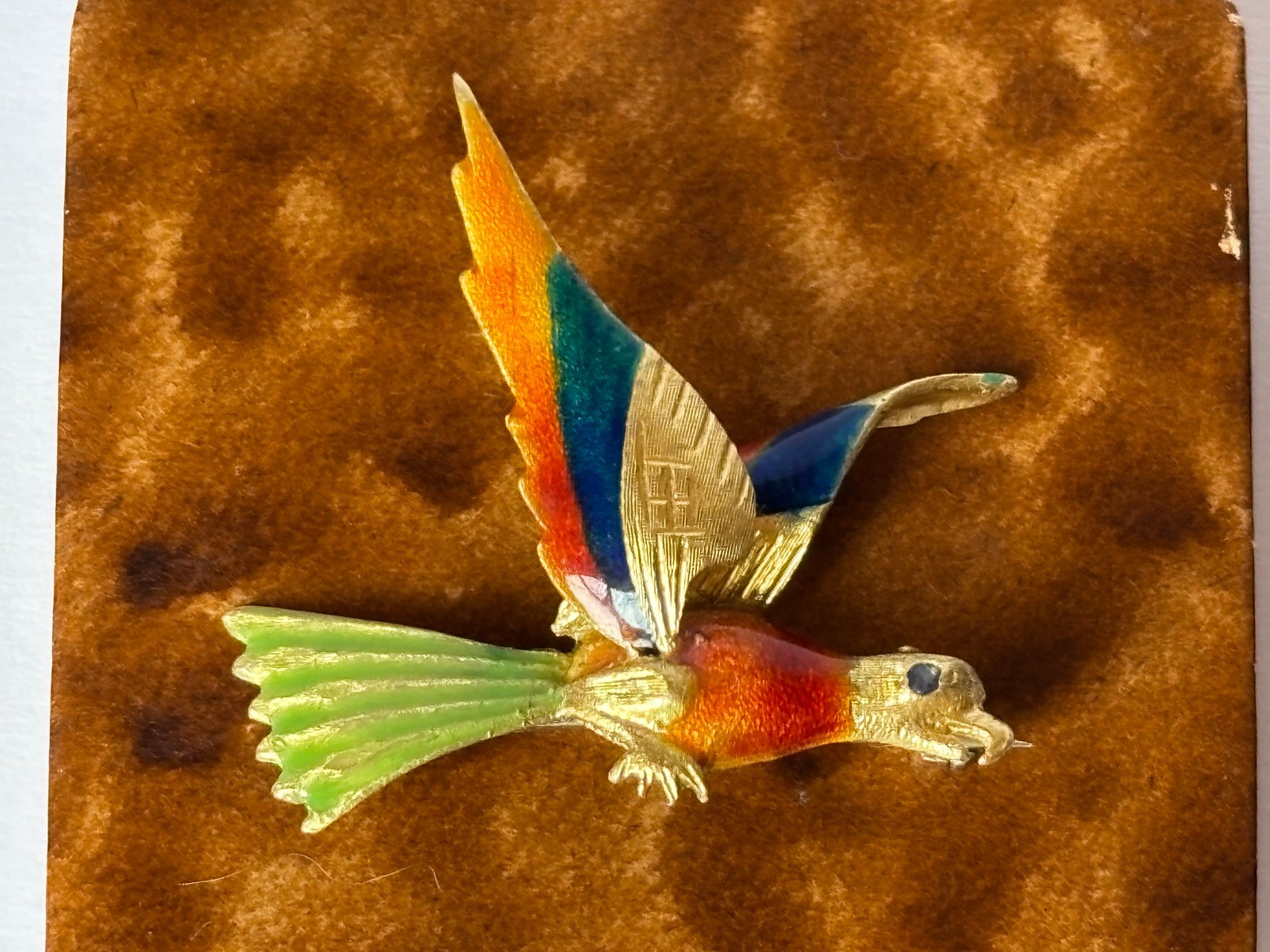 Fantastic Rare Imperial Era Faberge 18k 72 Gold Enamel Sapphire Bird Pin Brooch