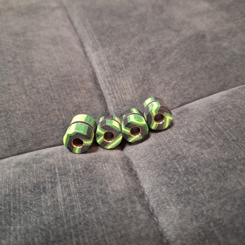 EDC Micarta Bead grün schwarz mit Messinghülse Paracord Messer Perle Multitool  - Bild 6 von 6