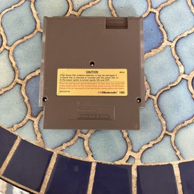 Nintendo NES Cyber Stadium Series Base Wars Game