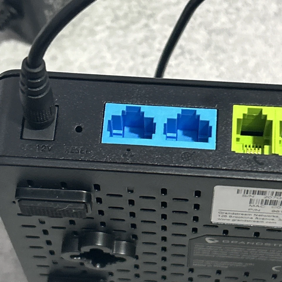 Grandstream VoIP Gateway 8-Port FXS with Gigabit NAT Router HT818 NWOB - Image 4 of 4