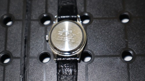 Casio LTP-1094E | Classic Analog Quartz Women's Wristwatch with Black Leather - Picture 2 of 4