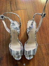 Elegant women  s shoes for any occasion.