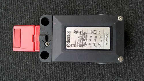 N°1 PIZZATO FS 2896D024 3A 400V [Alle]2 - Picture 1 of 1
