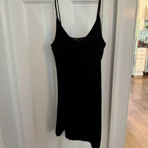 BRANDY š¤MELVILLE Little Black Velour Dress One Size - Picture 3 of 11