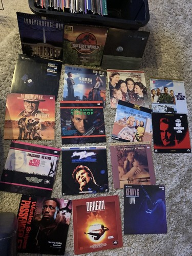 LASERDISC Movie Laserdisc Lot of 17 Different Vintage Collectible Discs Shown - Picture 2 of 3