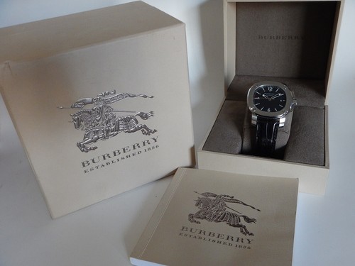 Großartige Burberry Sport Schick “The Britain“ Automatic Swiss Made Full Set - Bild 4 von 19