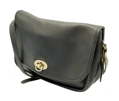 Coach 348 Black Vintage Cross Body Bag With Turnlock Closure Coach 348 Black Vintage Cross Body Bag With Turnlock Closure