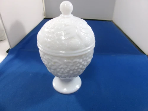 VTG Avon Milk Glass Lidded Floral Pedestal Bowl Candy Dish Trinket Vanity Jar