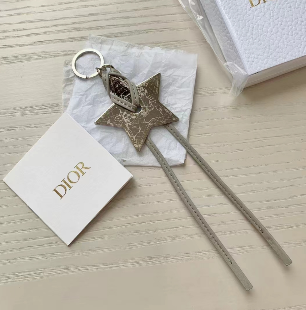 DIOR Key Holder Bag Decor Pouch Pendant Gift Key chain 2024 DIOR Key Holder Bag Decor Pouch Pendant Gift Key chain 2024