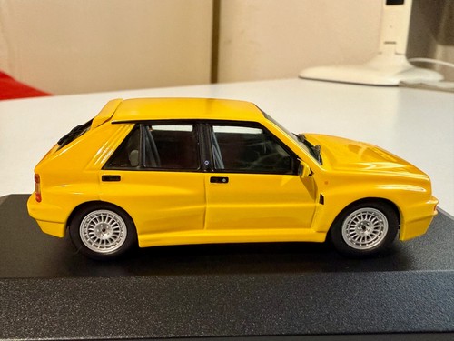 IXO LANCIA DELTA INTEGRALE EVOLUZIONE GIALLO 1/43 - Foto 3 di 8