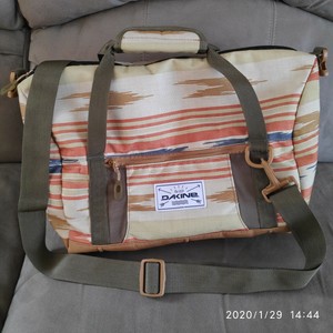 dakine tote bags