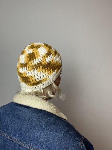 METALLIC GOLD Harvest Yellow 70’s 70s Vintage Wool Acrylic Skull Cap Beanie Hat - Picture 5 of 11
