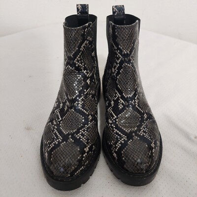 STEVE MADDEN Gliding Black Snakeskin Chelsea Ankle Boots Size Stretch