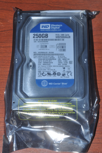 Western Digital Caviar Blue 250GB PATA / 8MB WD2500AAJB-00J3A0 - NEW SEALED