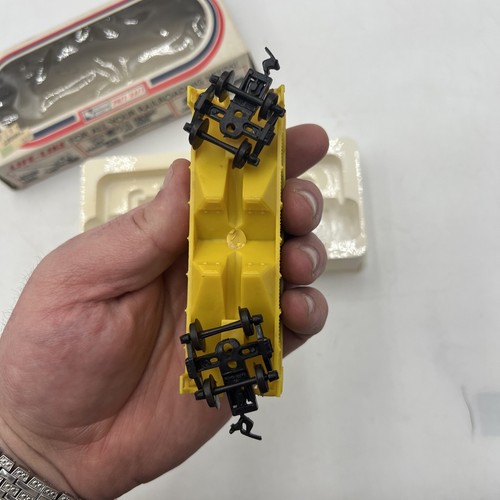 LIFE LIKE 08493 HO SCALE CHESSIE SYSTEM CEMENT HOPPER B&O #629822 IN BOX/LN EX++ - Picture 11 of 13