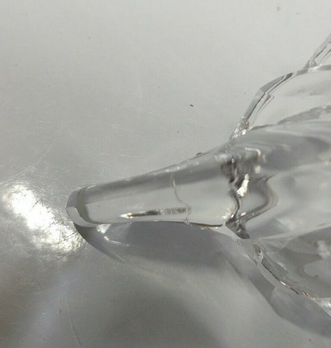 CLEAR GLASS OVAL SHAPED RELISH TRAY WITH FLOWER BOTTOM AND SAW TOOTH EDGE - Picture 7 of 7