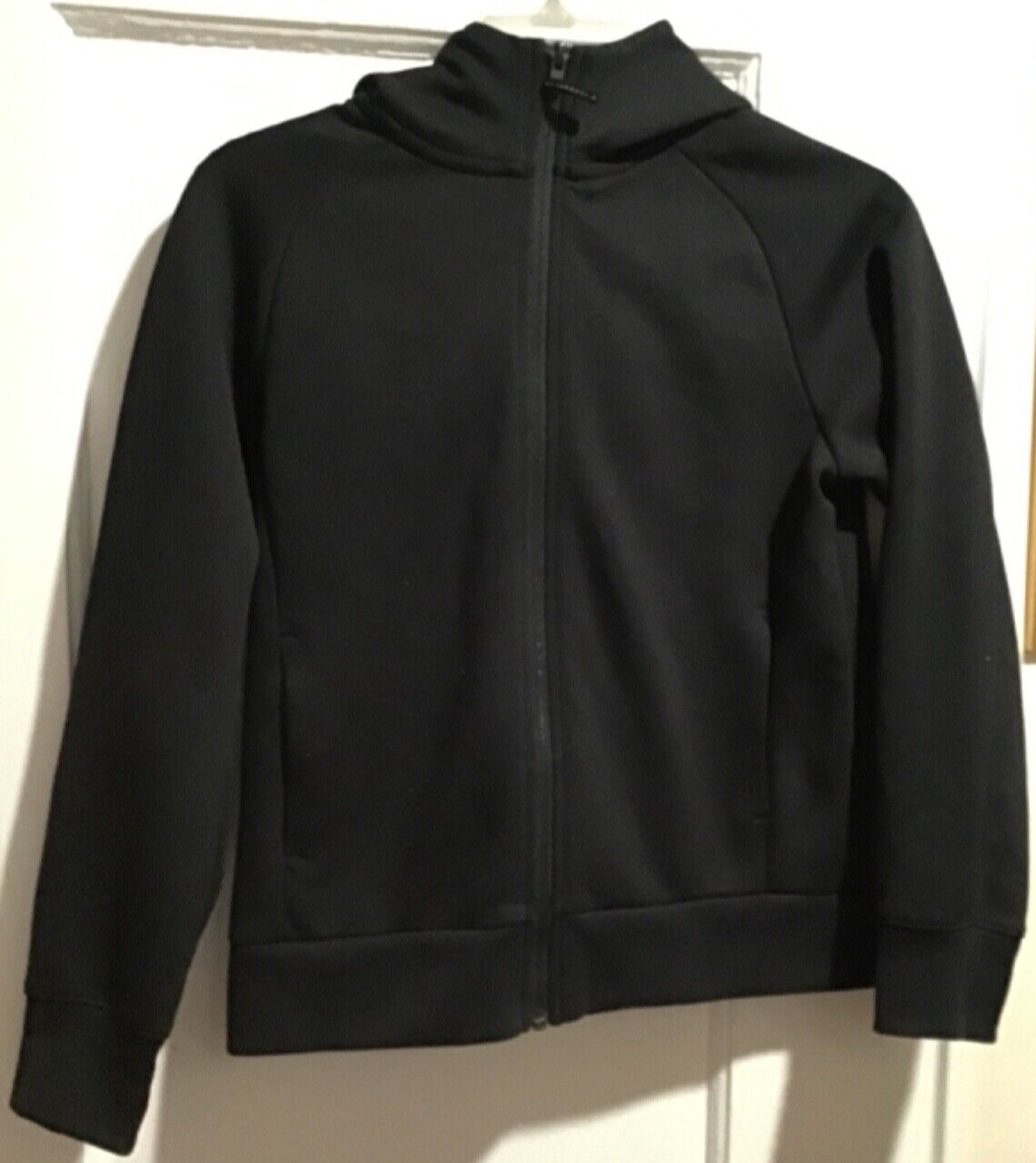 Picture 1 of 4