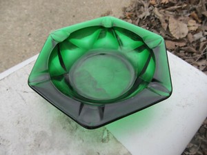 Vintage Emerald Forest Green Hexagon HEAVY Ashtray thick 5 inch w/ lots of wear