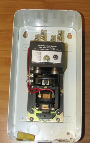 Allen Bradley Size Sz 2 Starter Contactor w/Enclosure 702 702CAD92 220v coil NEW - Picture 3 of 3