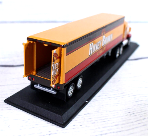 Matchbox Brewmasters HONEY BROWN LAGER Beer Mack Truck Diecast Tractor Trailer - Picture 7 of 8